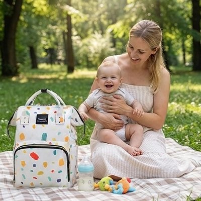 Sac a langer bebe souriant